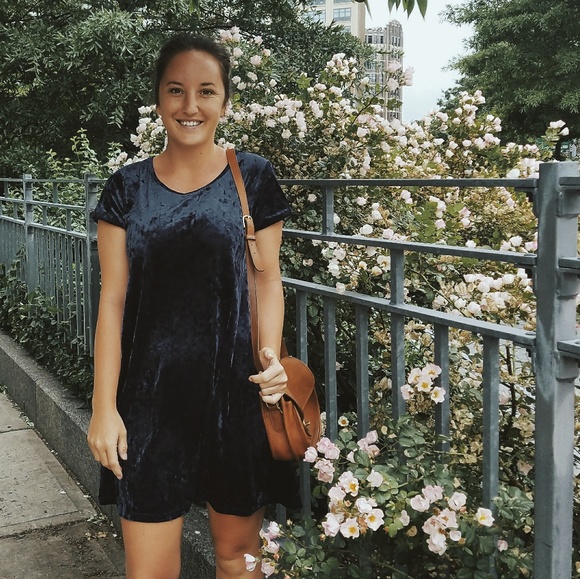 Meet your Posh Ambassador, Renee. - Picture 2 of 3